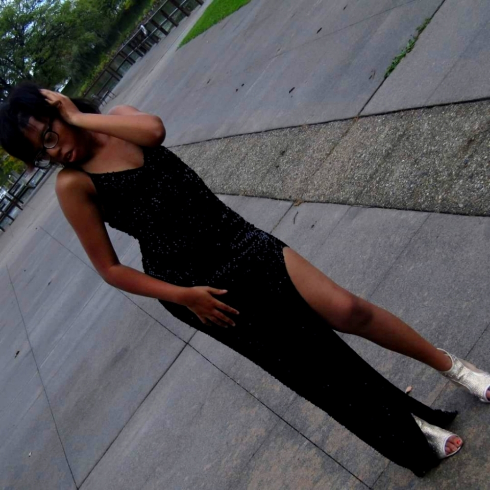 Meet your Posher, Moni Byrd